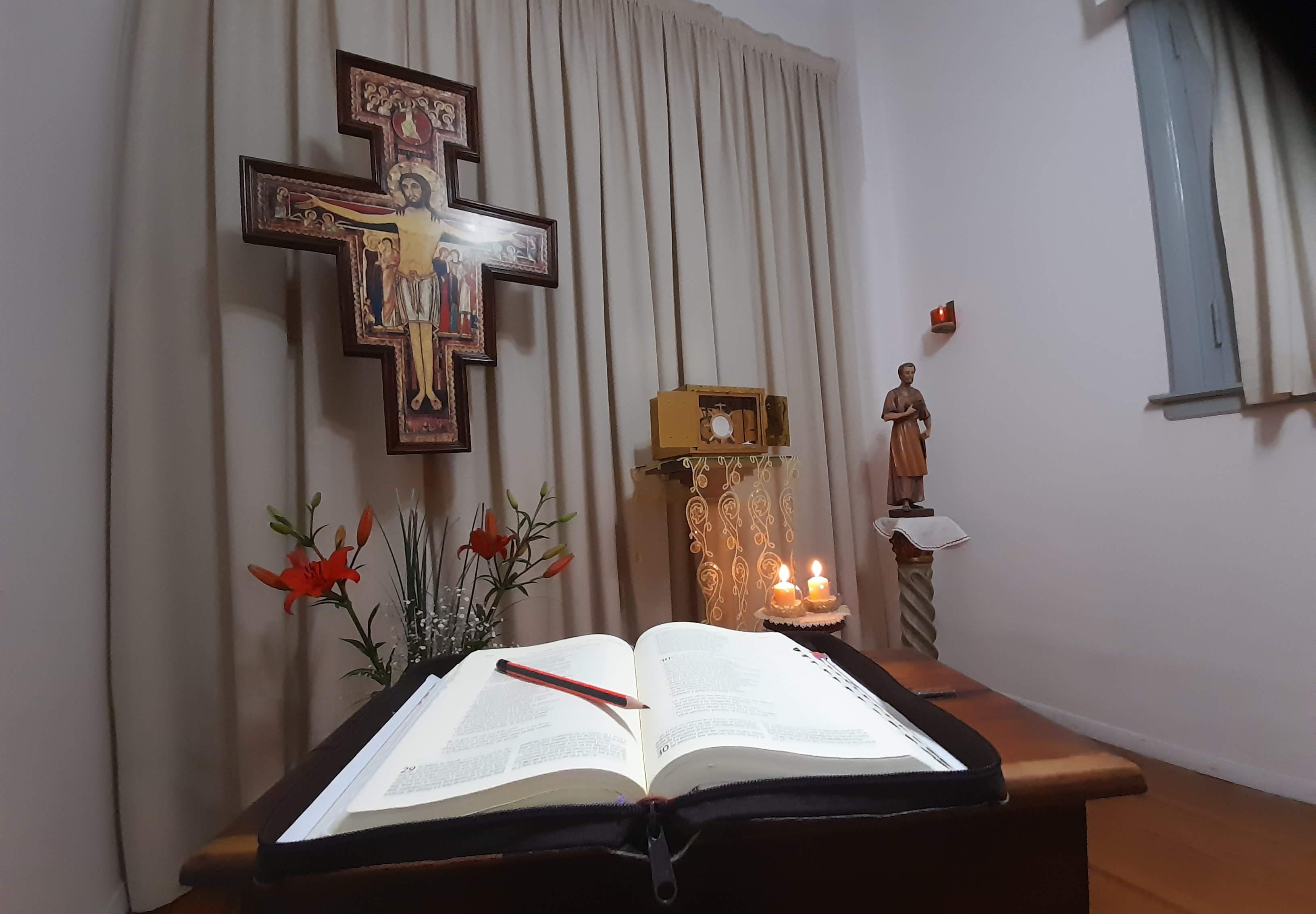 Palabra de Dios en un espacio de oracion